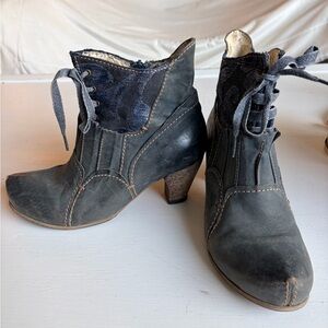 ROVERS Mid-Calf Blue/Gray Copper Lizard Genuine Leather Lace Up Boots